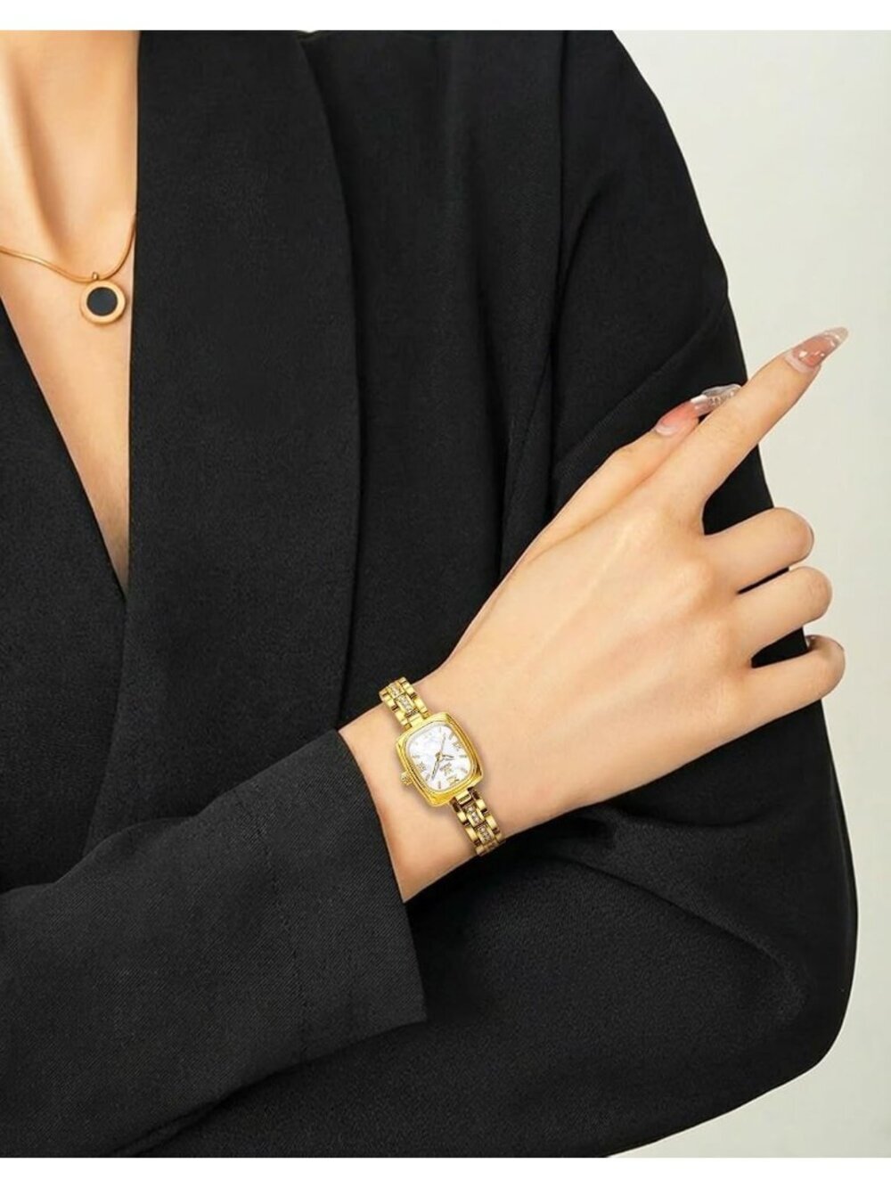 Women's Gold band White dial Diamond Fashion Elegant Chronograph Cute Wristwatch - Picture 4 of 6